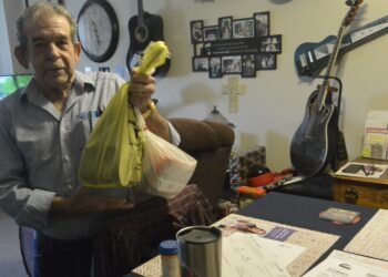 Feed Seniors Now program delivers to scores in Henderson
