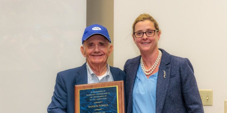Rankin Powell, UK alum, No-Till agriculture pioneer recognized for decades of extension work