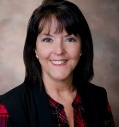 Warren named Henderson Chamber interim director; permanent replacement hoped for by May