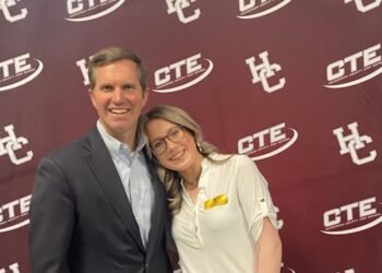 Beshear speaks, hands out checks at HCHS