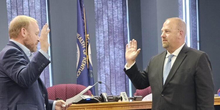 Bolin (officially) takes helm at HPD