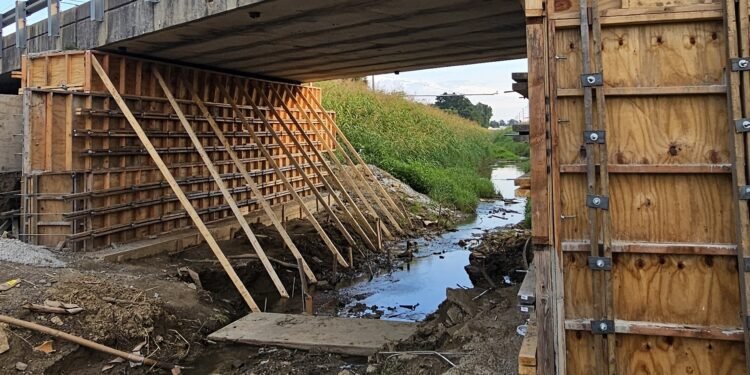 Clay Street bridge reopens