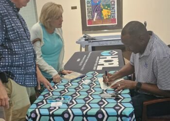 ‘Goose’ speaks at PAC