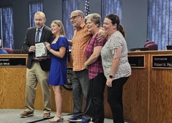 City Commission briefs: Spotlight on Duncan, city commission safety dividends, dispatch is top quality