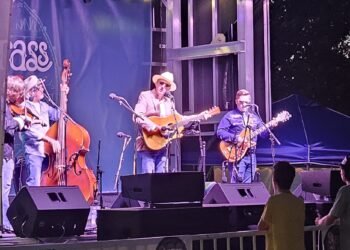 Bluegrass in the Park officials estimate attendance record