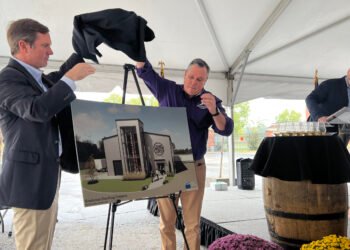 Governor helps break ground on Rhythm River Distillery here