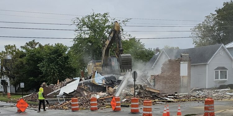 Historic East End building razed after engineer recommends it to be ‘demolished as soon as possible’