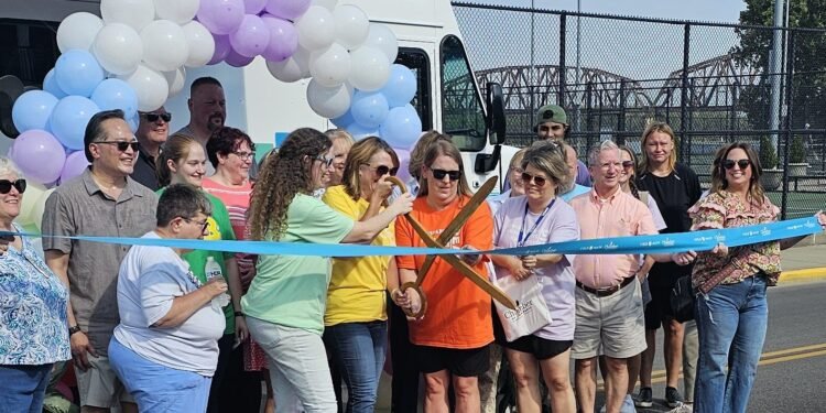HCPL unveils its state-of-the-art bookmobile