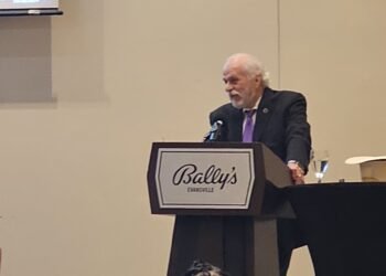 Speakers share domestic violence testimonies at Saturday’s Chloe Randolph Organization’s ‘Evening of Remembrance’