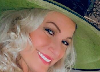 Henderson native Jacey Rhorer named ‘Official Milliner’ of Kentucky Derby Festival