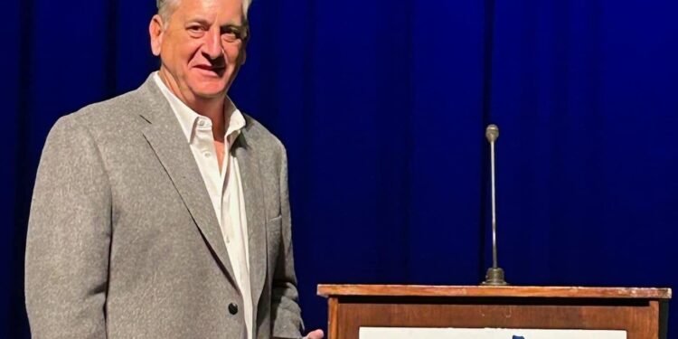 BRIEFS: Davis distinguished HCC alum; Pickleball group gives money; Juveniles arrested for car theft; Southbound lanes in final configuration