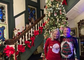 Ho-Ho-Home shows off local couple’s love for Christmas