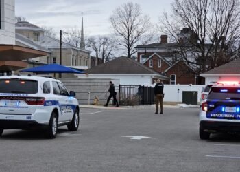 Library closed this morning after bomb threat found