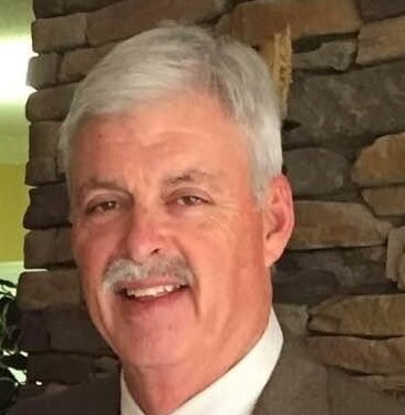 Indiana hall of famer Elliot named new HCHS football coach