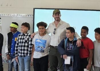 Ag commissioner visits South Heights group learning about food production