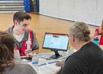 Red Cross begins disaster assistance sign-ups at Salvation Army gym