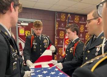 HCHS CTE students helping veterans to be properly laid to rest