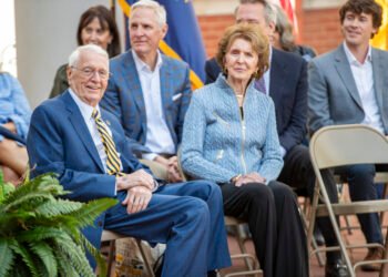 Murray State names building in honor of Dr. Tom & Jo Logan