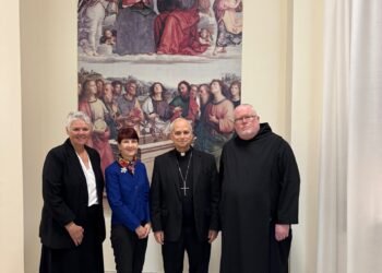 Former Henderson resident, Holy Name teacher and local attorney meets with the pope before he was the pope