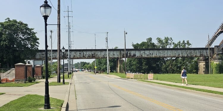 City makes deal with PTTG to paint bridge section over Water Street