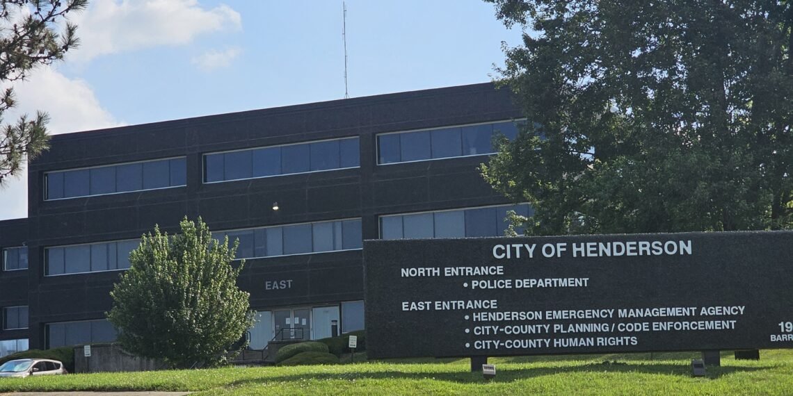 Broken air conditioning system forces city and county employees from the Peabody Building
