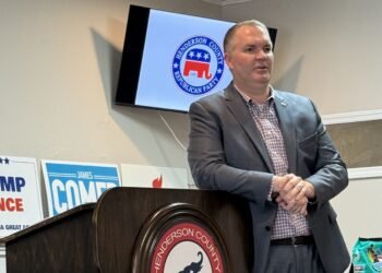 PVA Powell switches to Republican Party, setting up primary battle with McGarrh