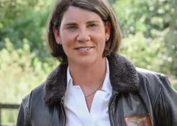 Former Marine fighter pilot Amy McGrath launches a second U.S. Senate bid