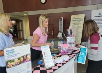 Deaconess Henderson urges yearly mammogram at Wednesday event