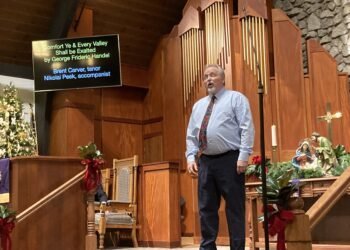Alice P. Taylor Christmas Candlelight Service celebrates 100th year
