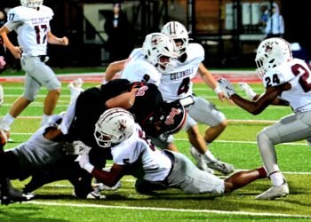 Red Devils overwhelm Colonels in regular-season finale, 65–3