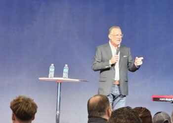 ‘Get it done:’ Tips for success from former Crimson Tide and Racers hoops coach Gottfried