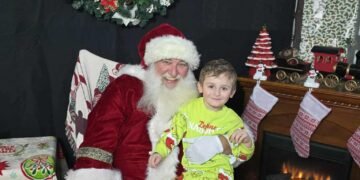 Santa Claus is coming to (down)town!