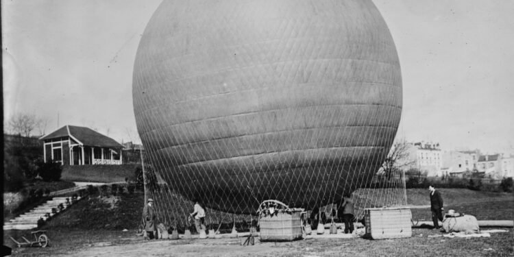 Parachuting from balloons once a big attraction locally