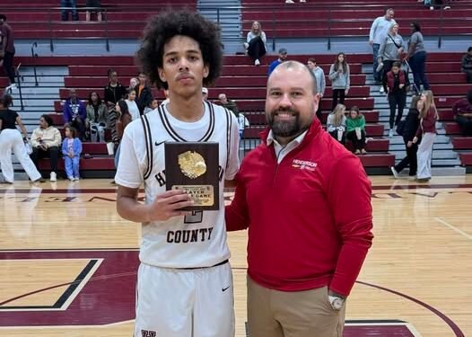 Colonels split games at Colonel Basketball Classic, head into the new year at 8-3