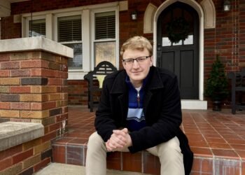 Candidate intro: Les Jenkins-Mackey, running for Henderson County Judge-Executive