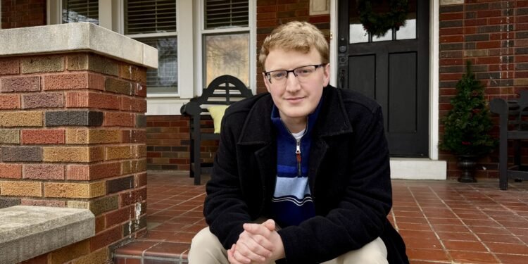 Candidate intro: Les Jenkins-Mackey, running for Henderson County Judge-Executive