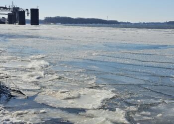 Between 6 and 8 inches of snow fell on Henderson over the weekend