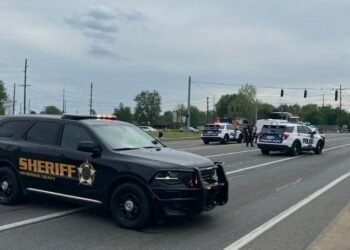 Investigators looking into S. Green Street crash that left one dead