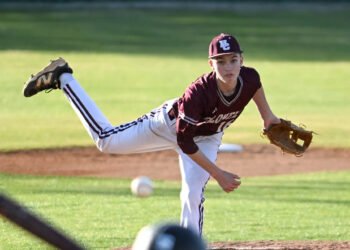 Baseball Cols open district play with a win over Union Co.