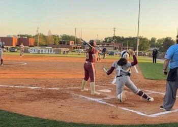 Huge second inning sparks Lady Cols to win over Webster County