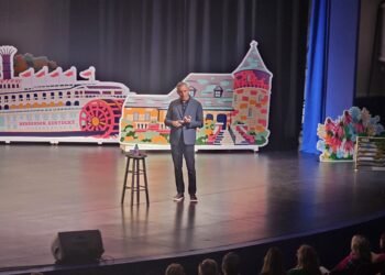 Guidara’s talk inspires Hendersonians to practice ‘unreasonable hospitality’