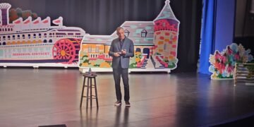 Guidara’s talk inspires Hendersonians to practice ‘unreasonable hospitality’