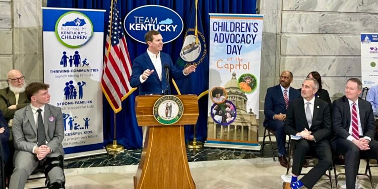 Kentucky governor to launch pre-K pilot programs in two counties