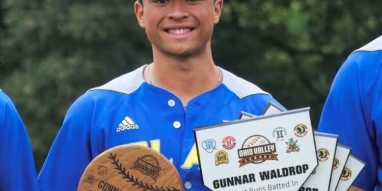 Waldrop slugs his way into Flash record books