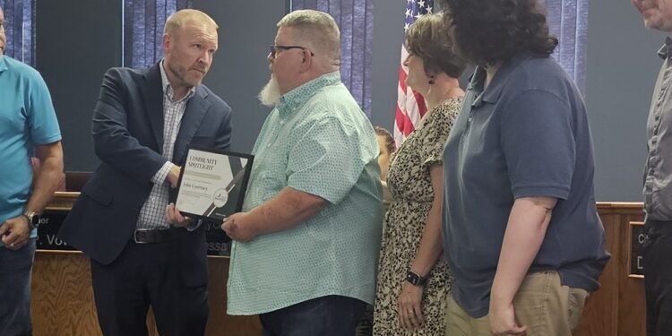 BRIEFS: HWU employee recognized with Community Spotlight; Ky. Colonels to conduct a day of service in Oct.