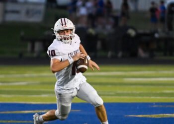 Belt’s seven touchdowns power Cols past Henry Clay
