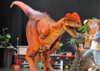 ‘Dinosaur Dimensions’ will thrill—and educate