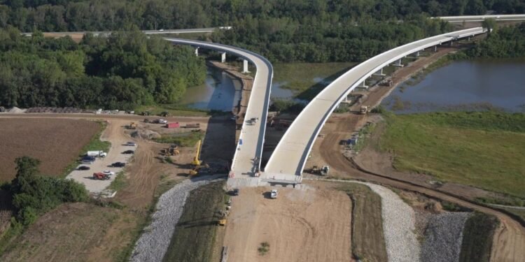 Indiana governor announces completion of I-69 ORX Section 3