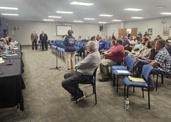 Law enforcement officials praise Flock but some still have questions after Tuesday evening meeting