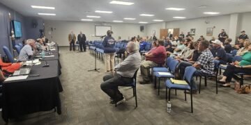 Law enforcement officials praise Flock but some still have questions after Tuesday evening meeting